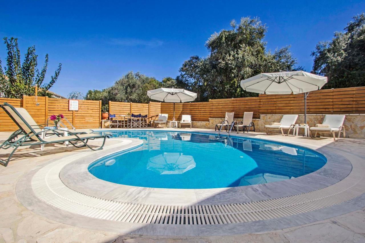 Lea Family Resort Kassiopi Zewnętrze zdjęcie