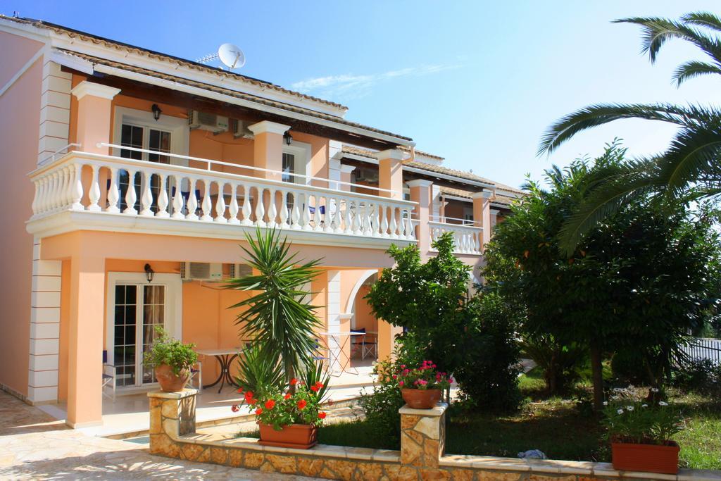 Lea Family Resort Kassiopi Zewnętrze zdjęcie